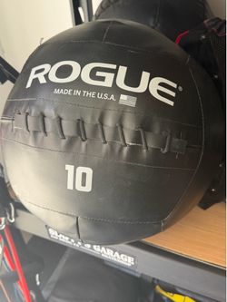 Rogue Medicine Ball 10lbs
