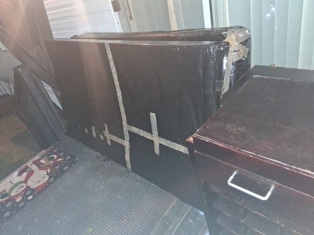 Twin Mattress And Bed frame