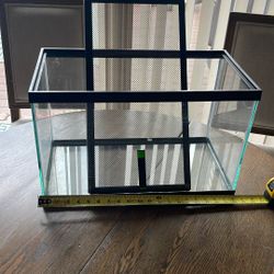 10 Gallon Reptile Tank 