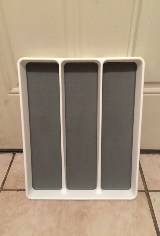 Made smart 1 3/4 by 16 by12 3/4 inch utensils tray white