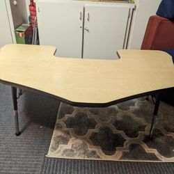 Horseshoe Table/Teaching Table 