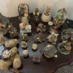 Boyd Bears Collection