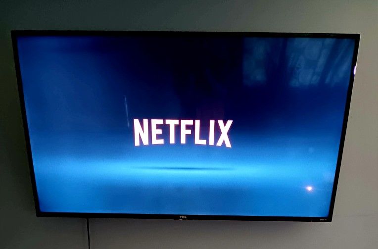 TCL ROKU TV 55 INCH