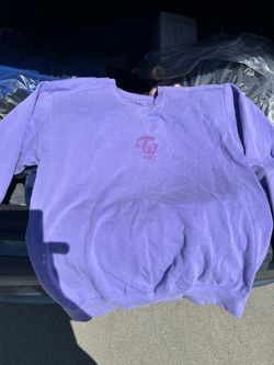 Twice purple crewneck size large as is condition kpop