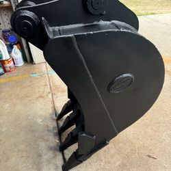 24” Excavator Digging Bucket