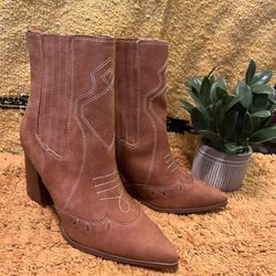 Botas