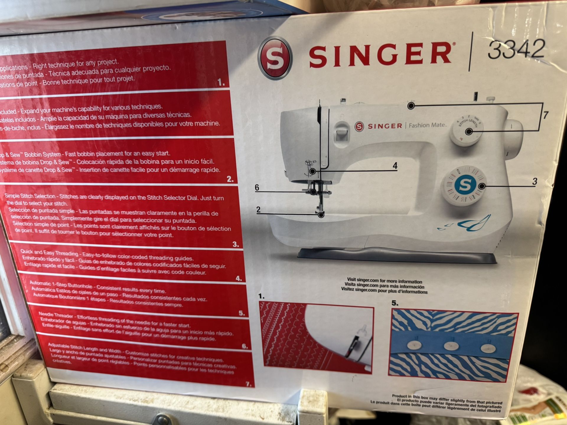 Singer Sewing Machine 