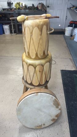 Set of traditional hand crafted American Native set