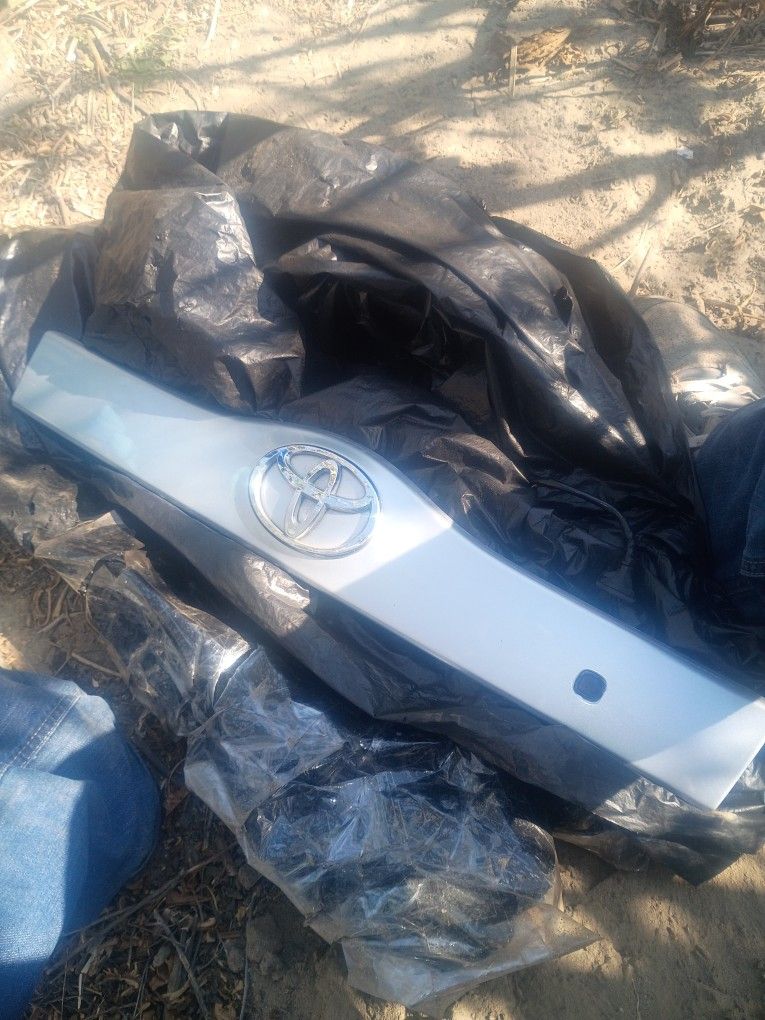 08 Rear Tail Gate For Prius  Doorhandal Cover