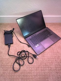 ZOG ZEPHYRUS G15 Gaming Laptop