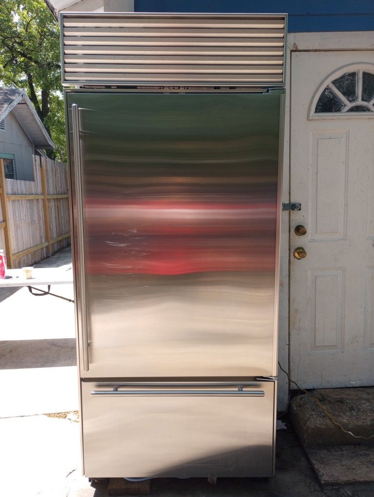 Subzero Refrigerator
