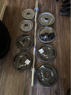 Curling bar with Olympic weights 6x10 and 2x5 lbs MISMATCHED COLLAR LOCKS INCLUDED $90 firm