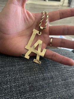 14k gold LA pendent