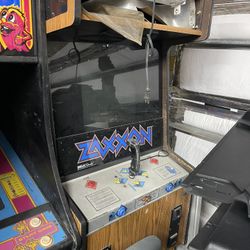 Original 1982 SEGA ZAXXON Arcade Machine – Upright – AS IS / Complete 