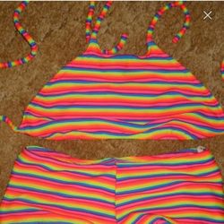 I think this is a Girls 6 Xhilaration Hips 26 to 30, Swimsuit, bathing suit $5