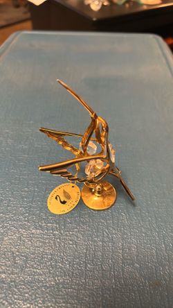 Australian crystal 24k gold plated hummingbird