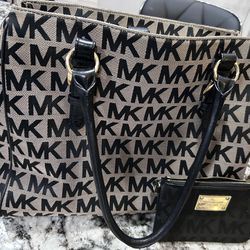 Michael Kors Purse And wallet