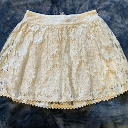 Off White Lace Mini Skirt