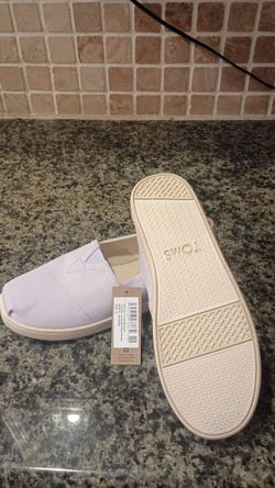 Toms shoes