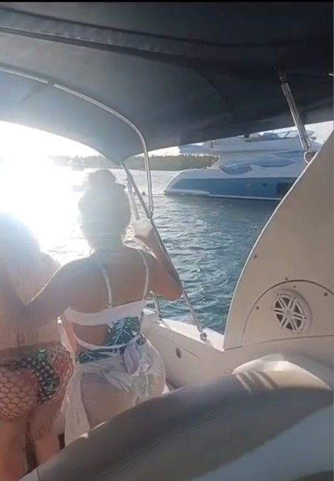 Yacht Charters with Sailing Classes Available