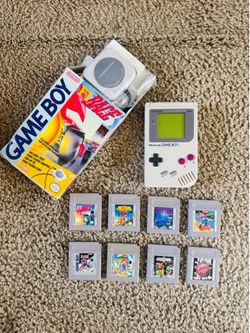 Original Nintendo GAMEBOY + 8 Games Bundle Lot