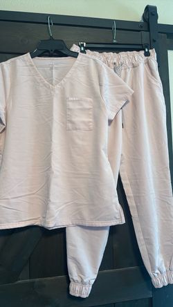 JAANUU Scrub Set Top and Jogger Pants