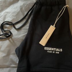 Essential Shorts 
