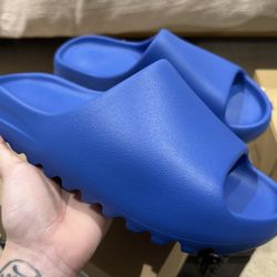 Adidas Yeezy Slide “Azure” Size 11M