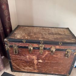 Groovy  Wood Chest
