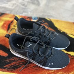 PUMAS softfoam+ SIZE 13 MENS