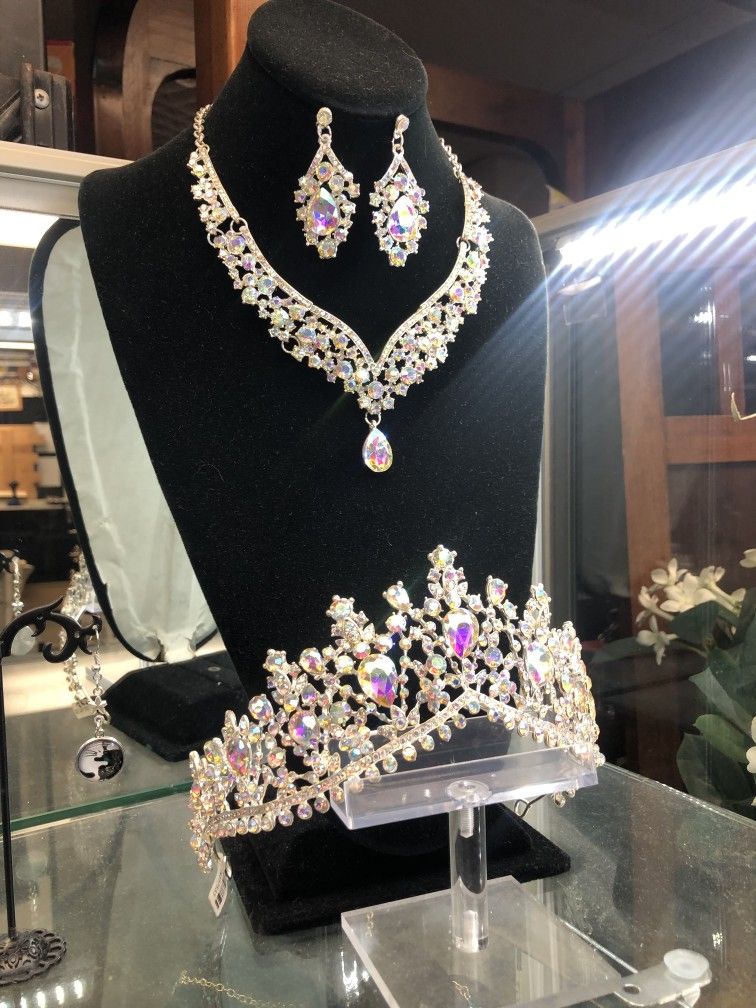 Tiara + Earrings + Necklace Set