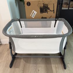 Baby Delight Bassinet 
