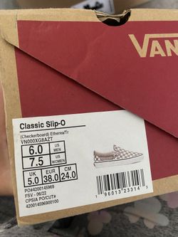Brand NEW Woman’s Checkered Vans