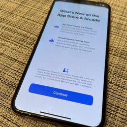 Unlocked iPhone XS Max