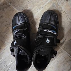 Size 8.5 Specialized Cycle Shoes
