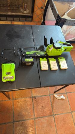 Greenworks 12’’ Cordless Chainsaw 