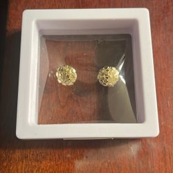 10k Gold nugget earrings