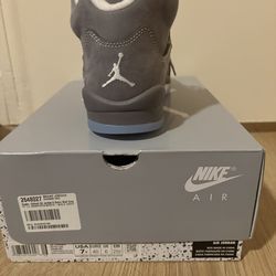Brand new Jordan wolf grey 5 size 7