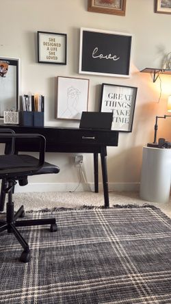 Black Modern Desk