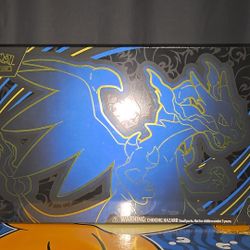 Pokémon Center Mega Charizard X EX Ultra
Premium Collection Box