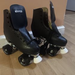Chicago Skates Size 6 Brand New