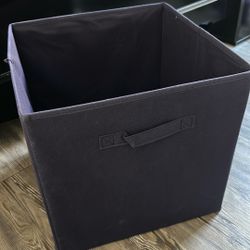 Cube storage box