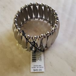 Bracelet White House Black Market Great Gratis Gift Present For  Holidays Christmas New Year 