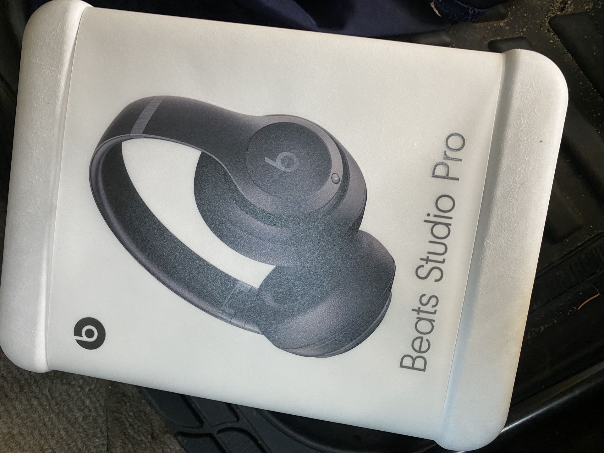 Beats Studio pro