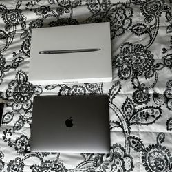 Macbook Air 13.3” Laptop - Apple M1 Chip - 256GB Storage -  Charger Included