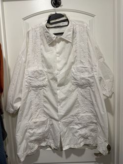 Men’s 5XL Guayabera Embroidered Button-Up Shirt