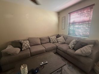 Jeromeโs 6 Seater Couch