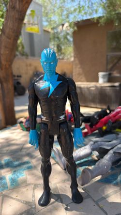MARVEL HASBRO ELECTRO 12”ACTION FIGURE TOY (PRE-OWNED)