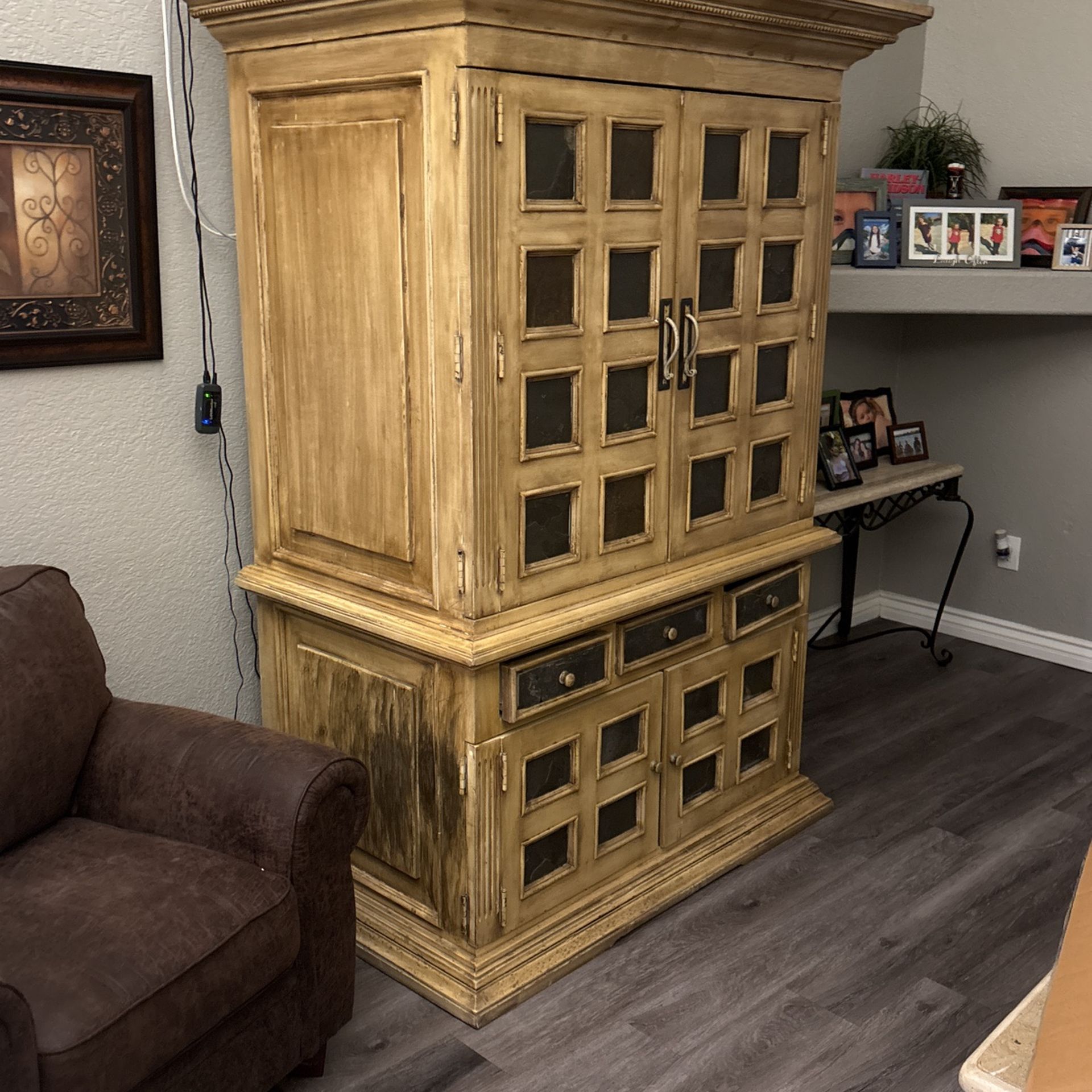 Armoire Solid Wood 🪵