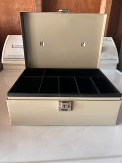 Cash Box 